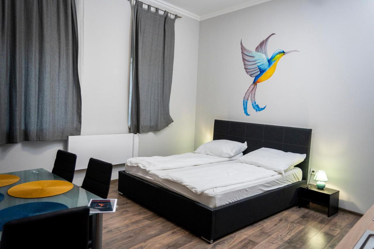 Kolibri Apartman - Makó Esterno foto