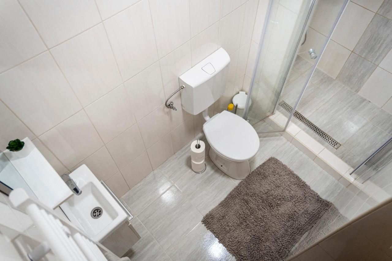 Kolibri Apartman - Makó Esterno foto