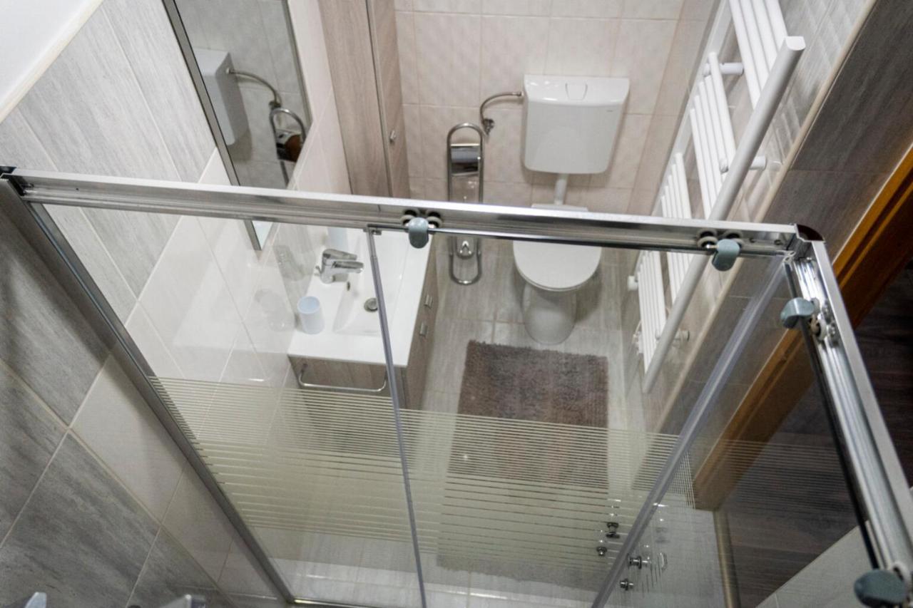 Kolibri Apartman - Makó Esterno foto