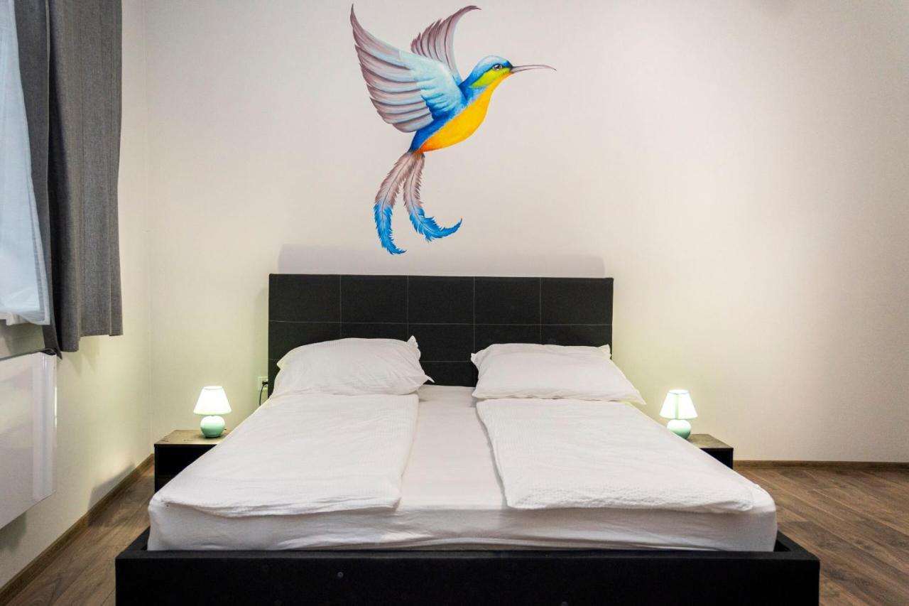 Kolibri Apartman - Makó Esterno foto