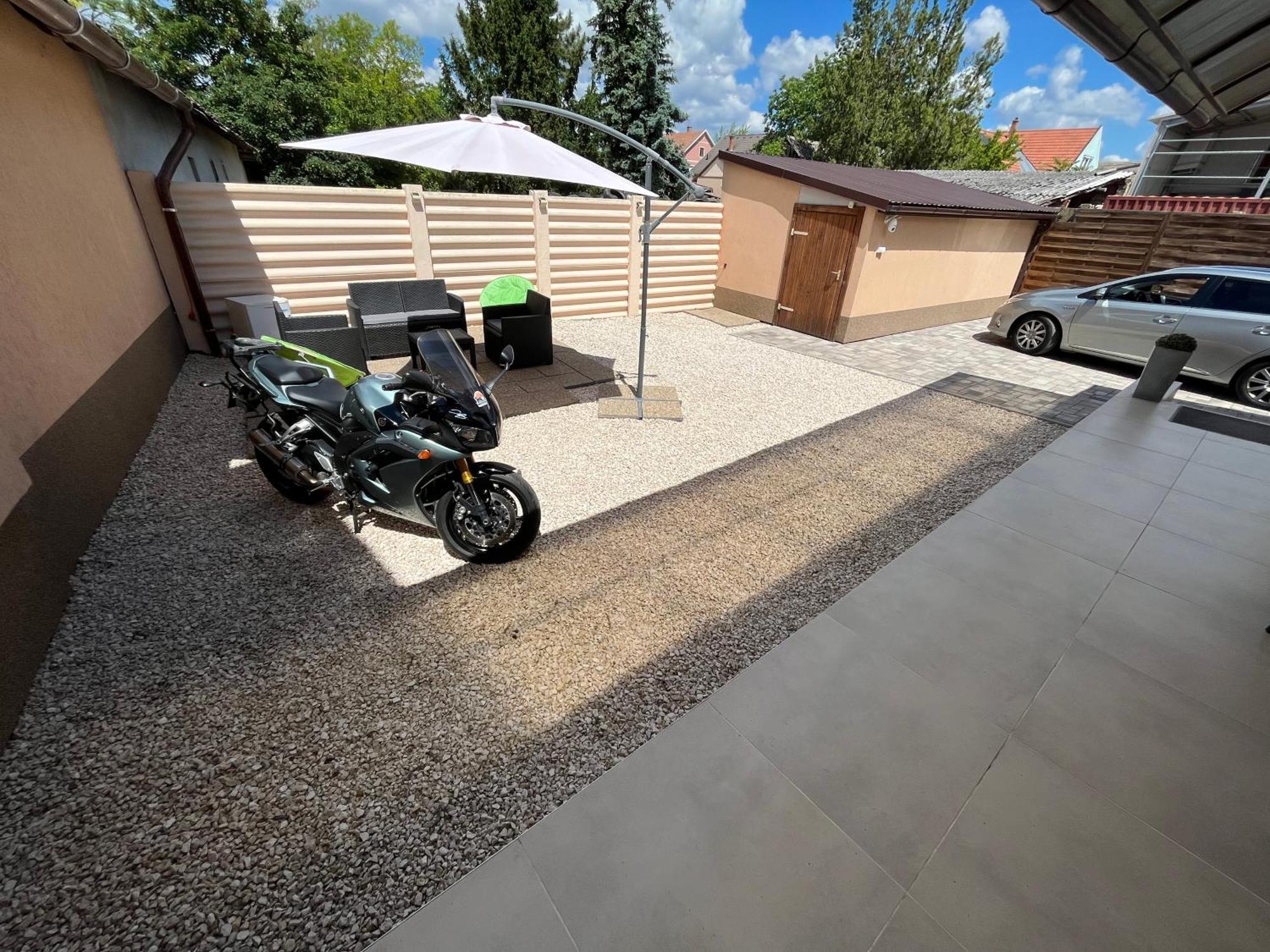 Kolibri Apartman - Makó Esterno foto